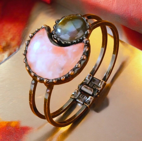 π Pink Rose Quartz & Labradorite Moon Natural Stone Bangle Cuff Bracelet πβ¨ - Picture 13 of 13